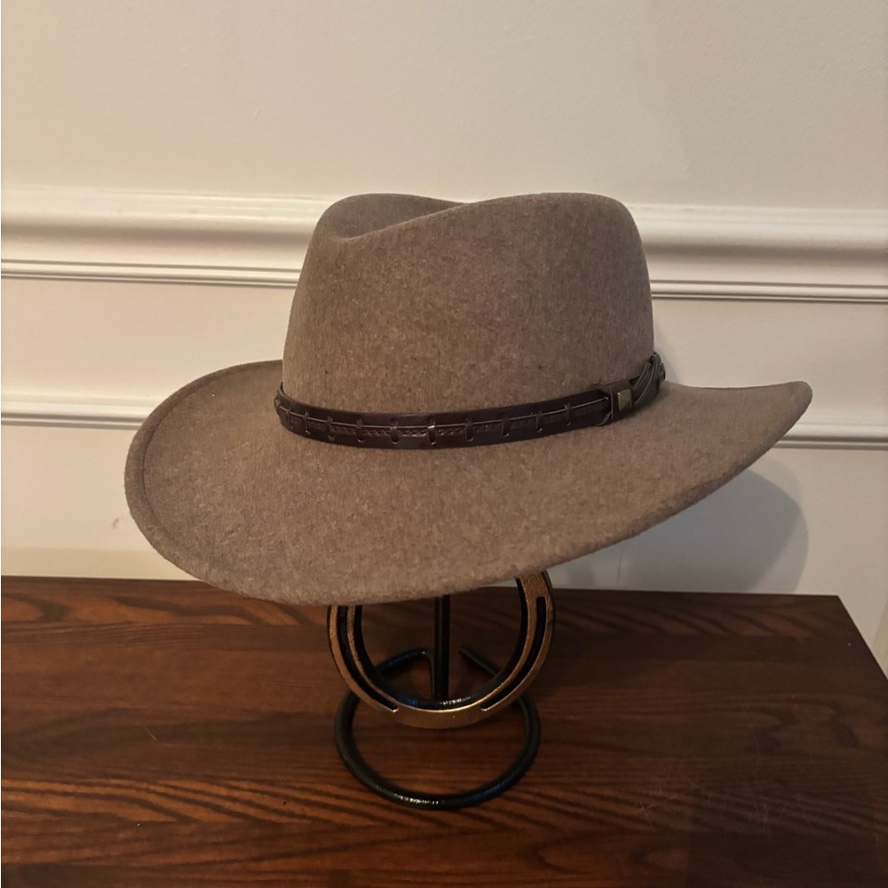 Stylish Tan Fedora Hat